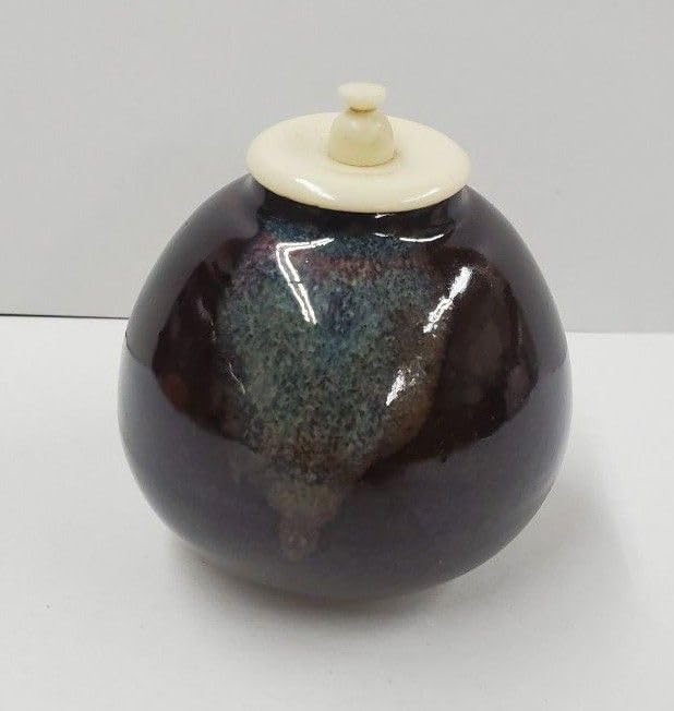 茶道具　茄子茶入　仕服・宝入波上梅緞子　お稽古用の茶入にいかがですか？ 茶道具 茄子茶入 仕服・宝入波上梅緞子 お稽古用の茶入にいかがですか